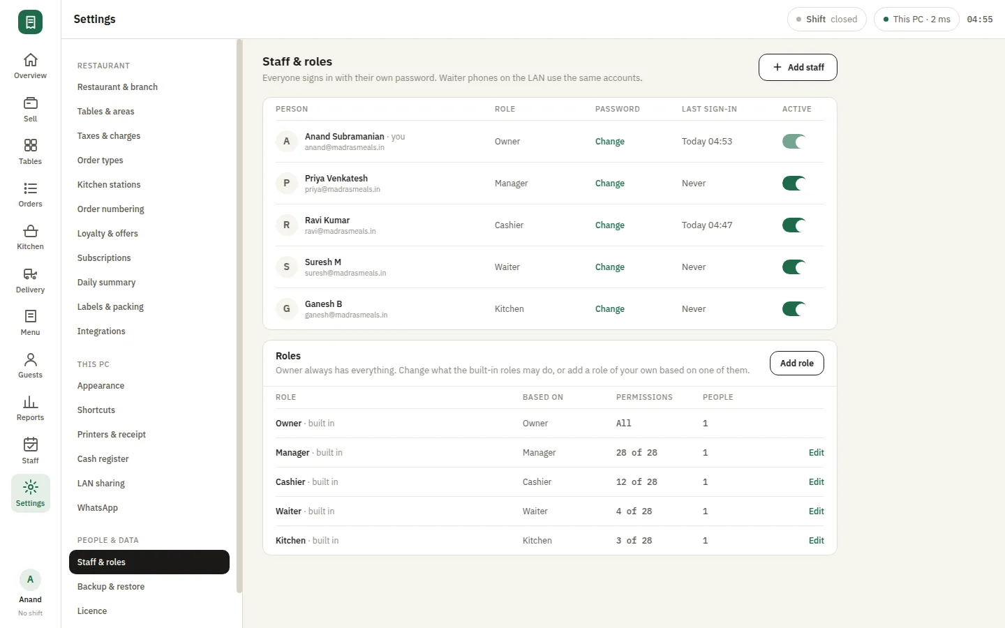 SmartPOS Staff and roles — Settings staff roles